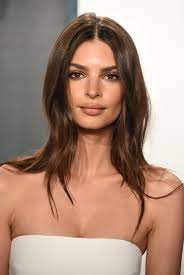 Happy easter from emily ratajkowski. Emily Ratajkowski Poses Nude For New Stunning Maternity Photos