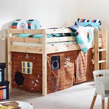 Classic By Flexa Lit Mi Hauteur 90x200 Cm Naturel Avec Des Rideaux De Chevalier Un Lit En Pin Evolutif Qui Gradira Avec Votr Pirate Bedroom Loft Bed Bunk Beds