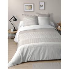 100% coton nos draps housse sont très douces en contact avec la peau pour offrir une qualité de sommeil. Housse De Couette Lace L 260 X L 240 Cm Beige Blanc Linge De Lit La Foir Fouille