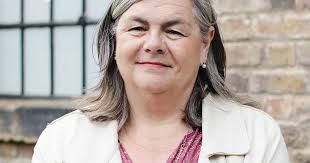 Karin Farmer's Instagram, Twitter & Facebook