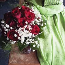Heaven scent flowers is more than just a florist shop, specialising in individually designed floral bouquets and arrangements using the most beautiful selection of fresh flowers that arrive daily. Red Rose Gifts And Scents