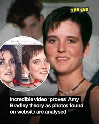 Someone has merged the pictures together