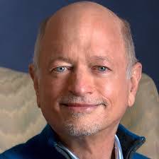 Mag Dimond's Instagram, Twitter & Facebook