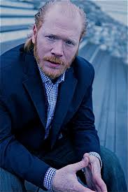 Gregory Dann's Instagram, Twitter & Facebook