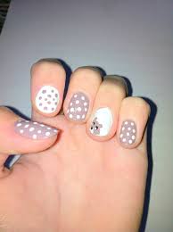 On explore toute la palette des couleurs, entre vernis intenses et coloris plus froids, il y a du choix. Nail Art Facile A Faire Modele Ours Les Creations De Katytortue