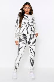 Black And White Tie Dye Hoodie Uk Tie Dye Lounge Set Boohoo In 2020 Lounge Wear Rainbow Tie Dye Hoodie Tie Dye