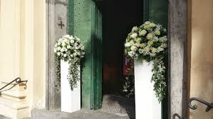 Noleggio addobbi per matrimonio milano. Addobbo Floreale Per Matrimonio Chiesa Santa Teresa A Chiaia Fiorista Roberto Di Guida