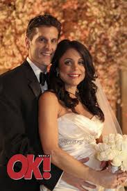 Wedding Picture Of Bethenny Frankel And Her Husband Jason Hoppy Pregnant Bride Mexican Beach Wedding Groom Looks