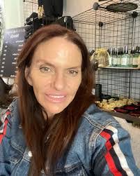 Tamara Dooley's Instagram, Twitter & Facebook