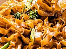 Pad See Ew (Thai Stir Fried Noodles) – Takes Two Eggs