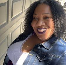 Xavier Rojas and Omotoké Adewale's Wedding Website