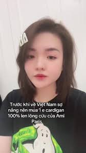 Mệt mỏi với cảm giác khi mặc cardigan lông cừu của Ami Paris