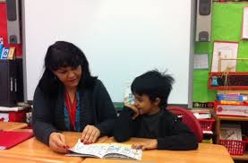 English One Day, Español the Next: Dual-Language Learning Expands With a  New York School as a Model | Education News | US News