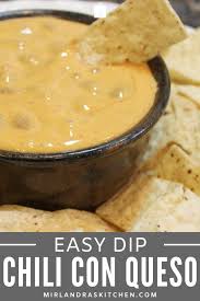 Easy Chili Con Queso Dip Mirlandra S Kitchen Recipe In 2020 Chili Con Queso Easy Chili Queso Dip