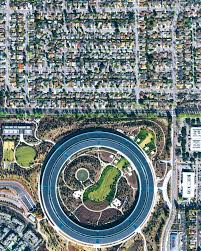 Location Apple Park Cupertino Ca Usa The Corporate Headquarters Of Apple Is Named The Apple Park It Opened In 2017 City Architecture City Fishing Tours