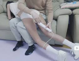 林子菌视频【LYB203】定拍之脱裤子打屁股，电击钢赛+[X_X] 冷与贝