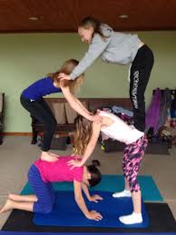 4 Person Acro Yoga Cool Yoga Poses Yoga Poses For Two Yoga Poses Advanced