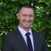 400+ perfiles de «Schmutzer»