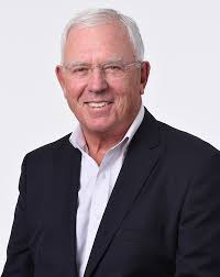 Christopher Thompson Net Worth, Biography, and Insider Trading