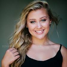 Lexie Olson's Instagram, Twitter & Facebook