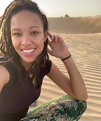 How's that song go? Save a cowboy, ride a horse? 🤠 (3rd pic I'm lost  daydreaming about what I just experienced 🤪)