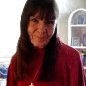 Elaine Belcher's Instagram, Twitter & Facebook