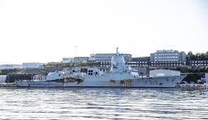 A team of salvagers has raised the norwegian guided missile frigate helge ingstad, which sank after a collision with a commercial tanker in november 2018. Politikk Forsvaret Regjeringa Har Bestemt Seg Knm Helge Ingstad Blir Ikkje Erstatta