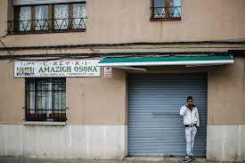 It takes the number of cases linked to the state's outbreak of the highly infectious. Les Cases Barates A Traves D Una Escala De Veins Osona Com