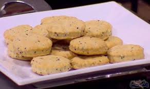 بسكويت مالح بالفلفل Food Recipes Desserts