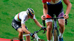 Mathieu van der poel and tom pidcock in action at the nové město world cup in may 2021. Cx Week Lars Butts In Zonhoven On Tap And A Patrick Gallery Podium Cafe