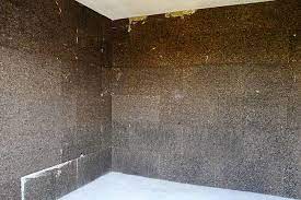 Mi am achiziționat recent un apartament intr un bloc nou și am probleme mari cu zgomotul de la vecini ce se aude din dormitor. SoluÈ›ia Corkline Pentru Izolarea FonicÄƒ A PereÈ›ilor Intre Apartamente Cu PlÄƒci Din PlutÄƒ ExpandatÄƒ