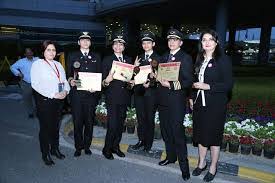 Actress sonia agarwal has silently dissociated herself from the contacts she was still keeping with the family of her estranged husband selvaraghavan. Captain Zoya Agarwal With Other Air India Women Pilots Set To Script History To Fly World S Longest Route Over North Pole