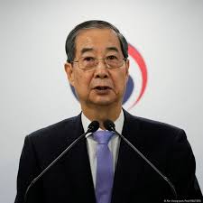 South Korean court dismisses impeachment of PM Han Duck-soo