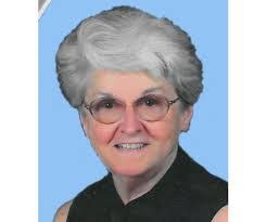 Kelly Eckert's Instagram, Twitter & Facebook