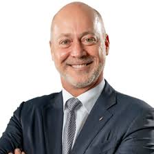 Bernardo Diniz de Ayala > Uría Menéndez > Portugal