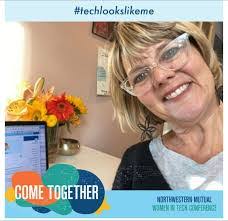 Carolyn Medeiros's Instagram, Twitter & Facebook