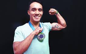 Juan Manuel Celaya: la vida da vueltas con química