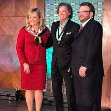 Bj thomas' wife is gloria jean thomas, formerly gloria richardson. Bj Thomas Bj Thomas Is With Gloria Richardson Thomas And Facebook