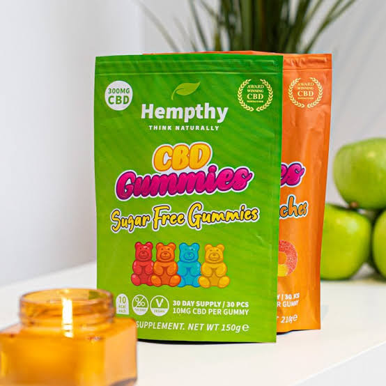 Comparatif visuel entre les gummies CBD à mâcher et l'huile de CBD sublinguale