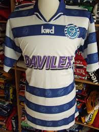 We offer fashion and quality at the best price in a more sustainable way. De Graafschap Home Voetbalshirt 2006 2007