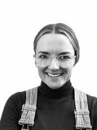 Rachelle Jones's Instagram, Twitter & Facebook