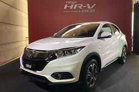 Harga honda hrv dan spesifikasi pertama kali hadir sebagai mobil pra produksi di ajang tokyo moyotor show 2013 dengan nama honda vezel kehadiran honda hr v cukup menarik perhatian pengunjung lewat desain modern yang dibawanya. Mytukar Com Sell Used Car Trade In Car Car Bidding Malaysia