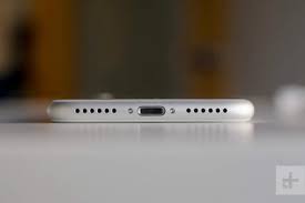 How To Clean An Iphone Charging Port Quick Cleaning Methods