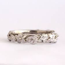 Flower And Leaf Wedding Band Leaves And Flowers Wedding Ring Etsy In 2020 Etsy Wedding Rings Leaf Wedding Band Floral Wedding Ring