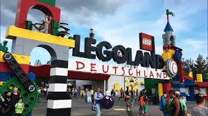 Kouzelná země malých a barevných kostiček lego. Uzasny Legoland Vlog Youtube
