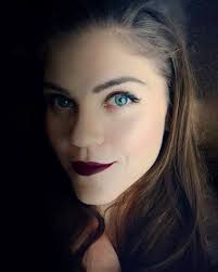 Hey thanks for the invite! I'm another one and done-r! I served from 2013  to 2017 as a clarinet instrumentalist (and sometimes percussionist) in the  1st Marine Division Band! These days I'm