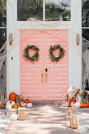 This golf ball and tee door hanger is the perfect decor for your front door and makes a great gift! Halloween Door Decor 3 Not So Spooky Front Door Decor Ideas