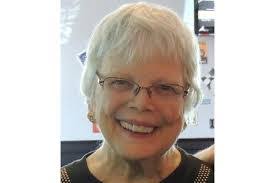 Deanna Egan's Instagram, Twitter & Facebook