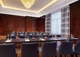 Konaklamanız için fiyatları karşılaştırın ve en iyi teklifi alın. Berlin Ballroom Berlin Event Venue The Ritz Carlton Berlin