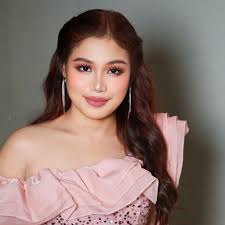 Apt(RnB version/Celine Dion) Sooo galinggggg, challenge accepted 💋  #lykaestrellasolids #lykathesoloconcert #lykaestrella